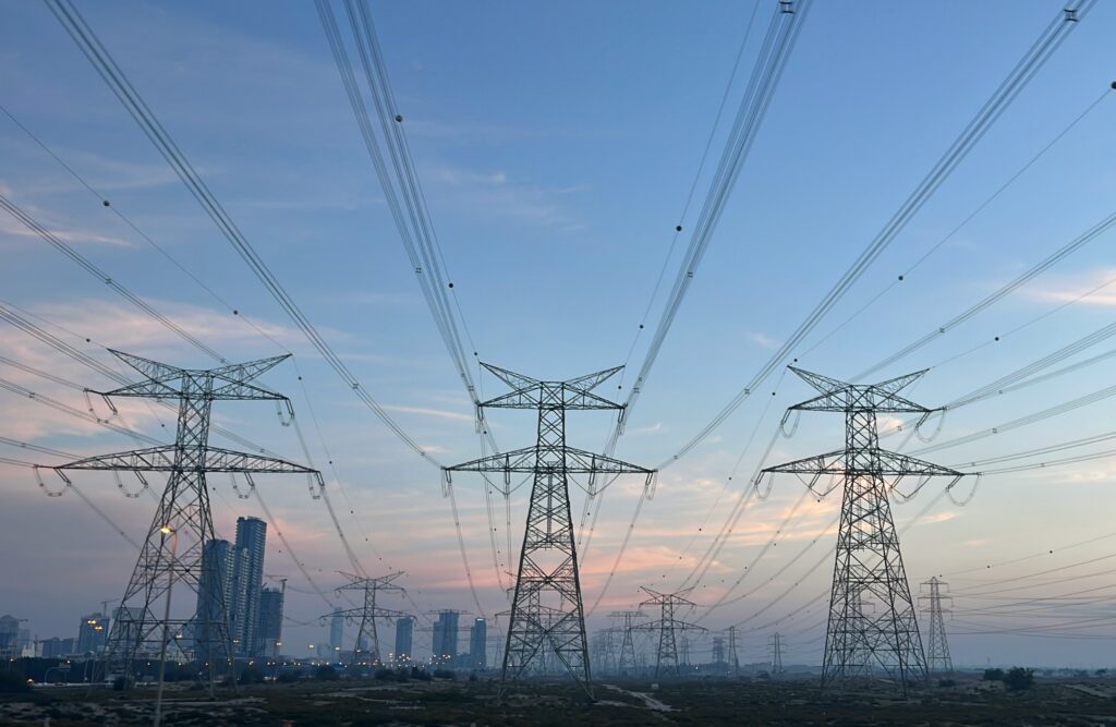 Urban power lines and electrical grid infrastructure in a commercial area